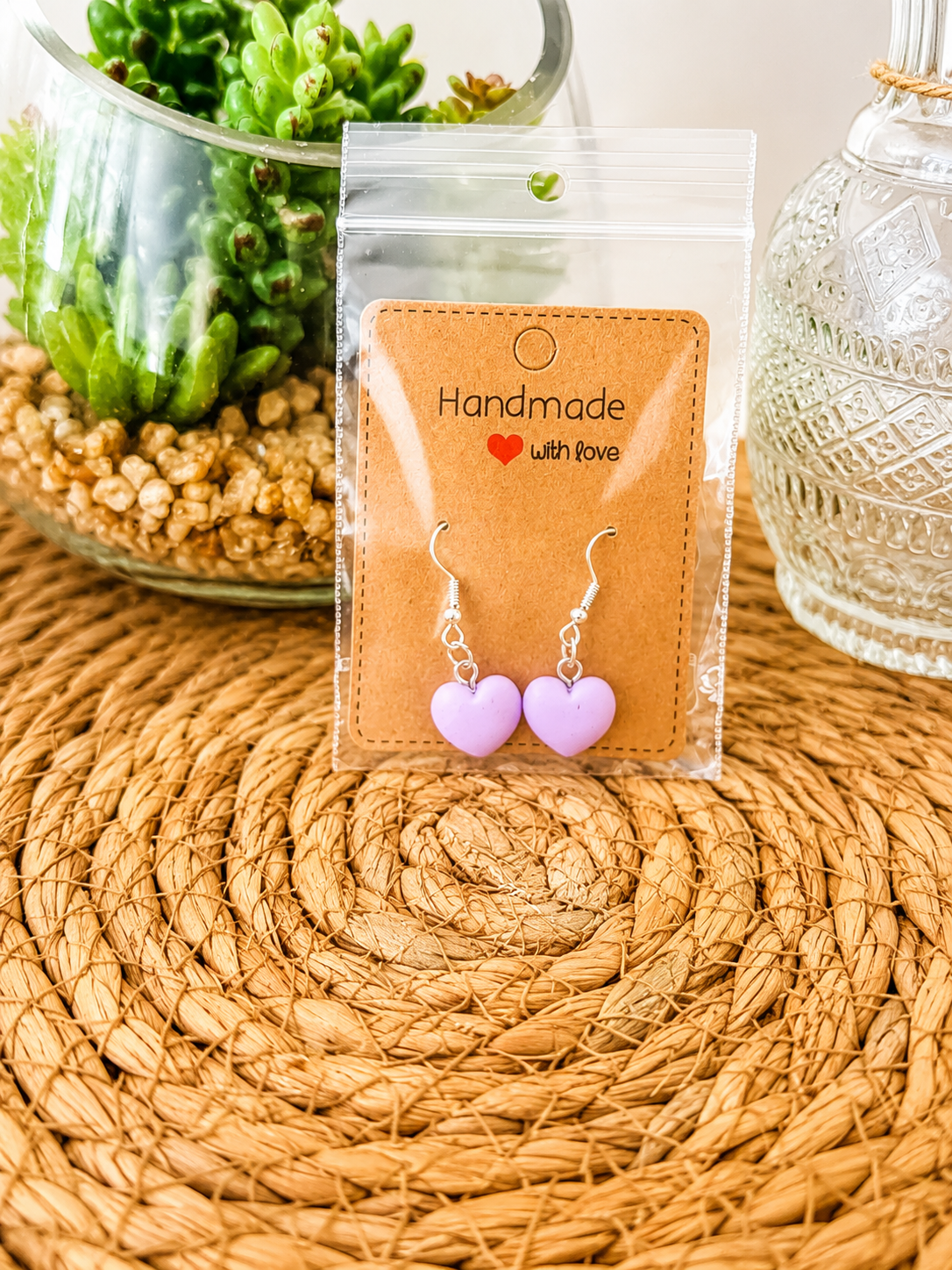 Boucles d'Oreille en Résine Forme Cœur – Plusieurs Couleurs