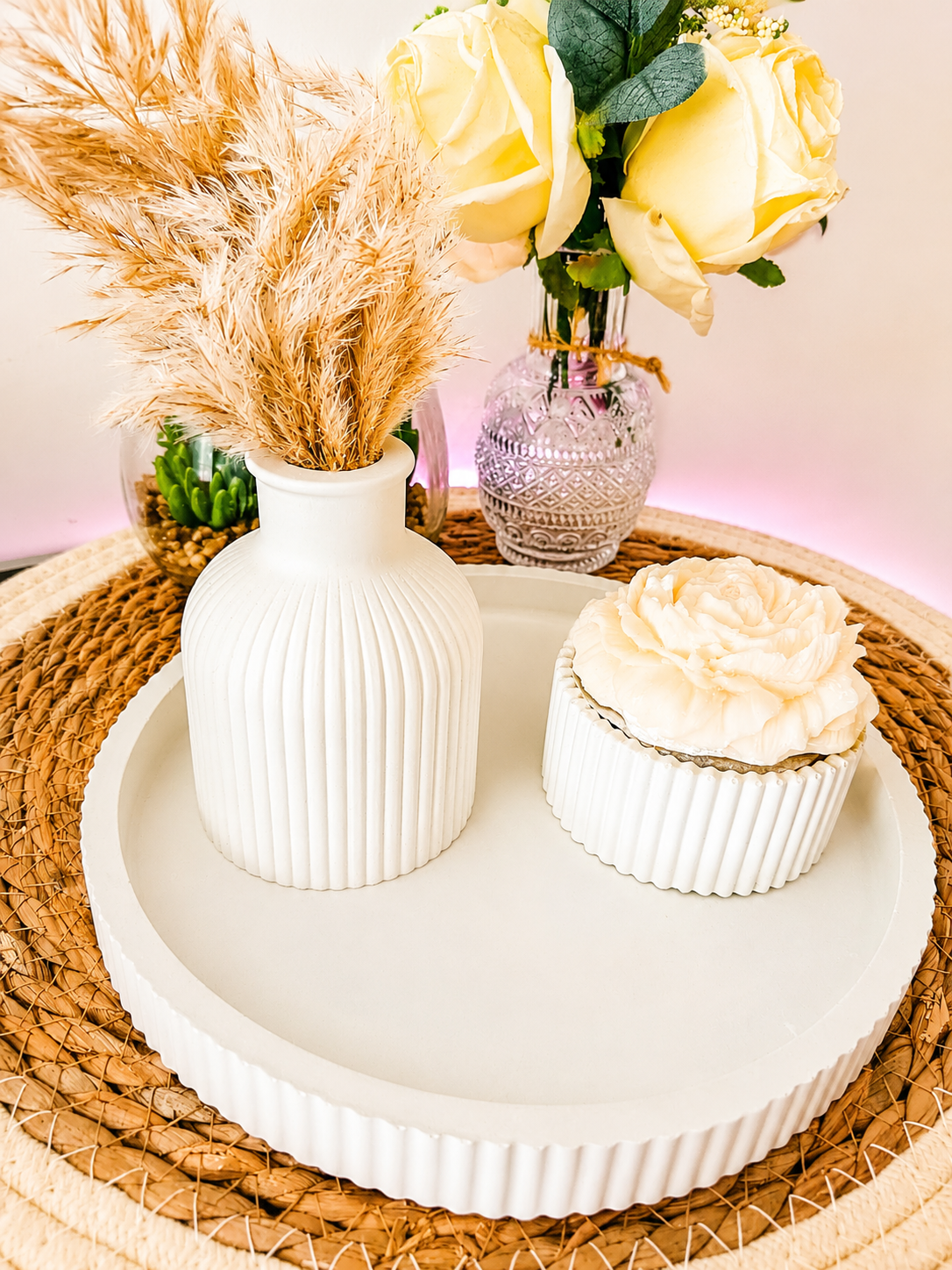 Plateau Céramique – Vase, Pot & Bougie Décorative Pivoine Fleur de Coton
